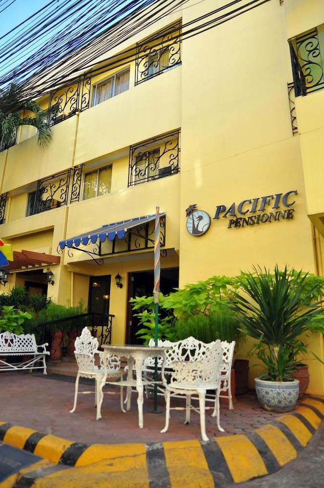 Pacific Pensionne Cebu Buitenkant foto
