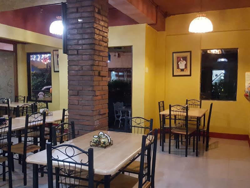 Pacific Pensionne Cebu Buitenkant foto